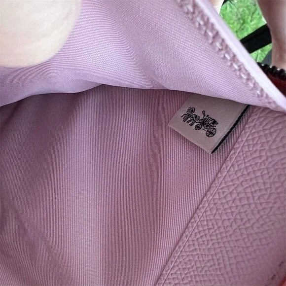 COACH Medium Id Zip Wallet Pink Zip-Around w Gunmetal Hardware AUTHENTIC - Picture 10 of 10